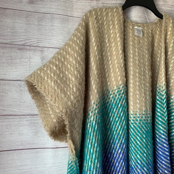 Colorful Ombre Gradient Open Front Poncho with Arm Holes and Fring Bottom - Picture 10 of 16